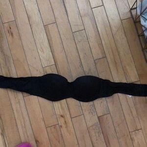 - Le senza black strapless bra